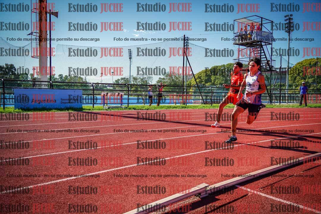 Fotos de los 200 m llanos de varones