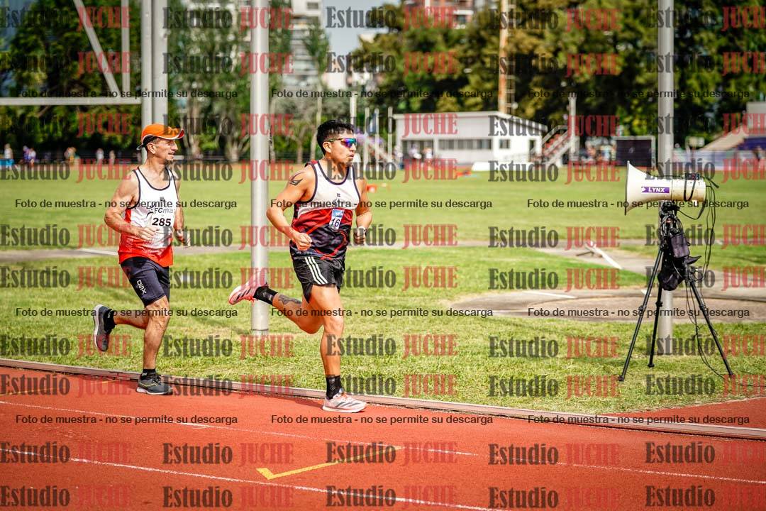 Fotos de los 3000 m llanos de varones