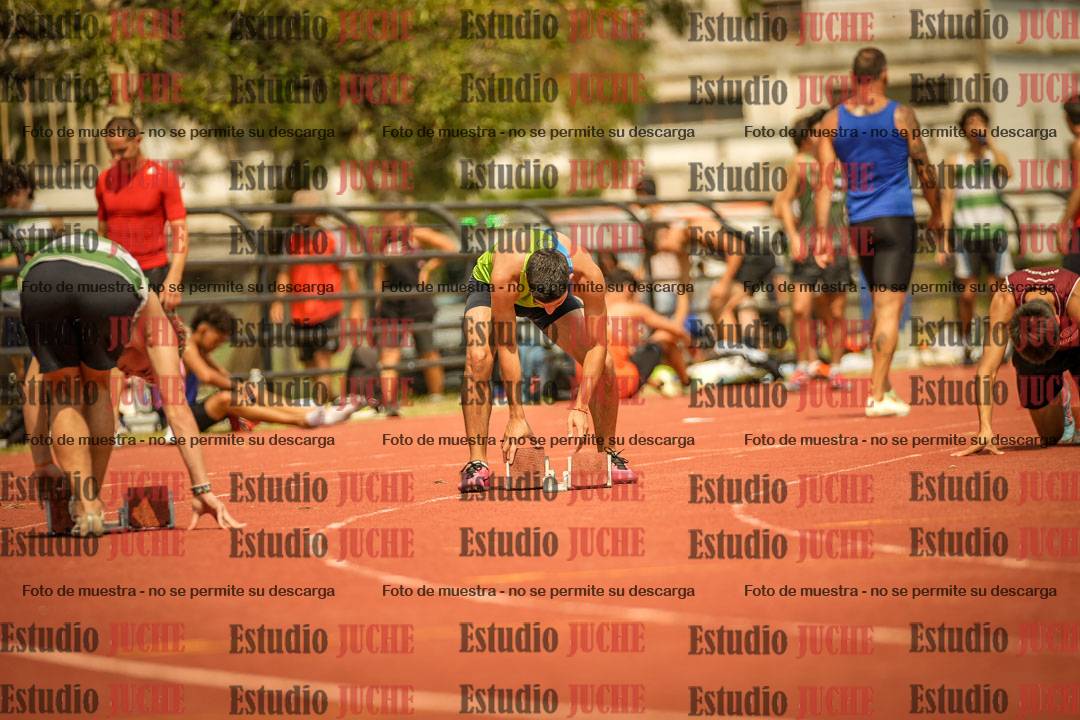 Fotos de los 200 m llanos de varones