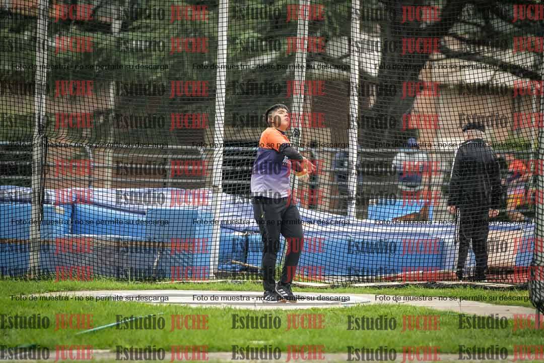 Fotos del lanzamiento de martillo de varones