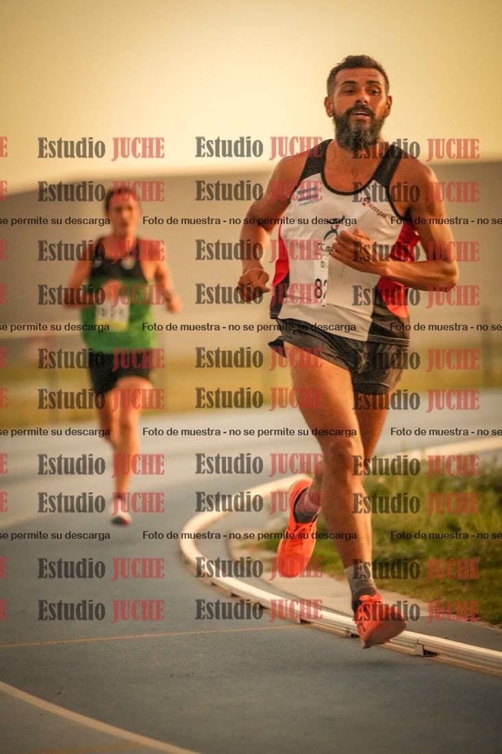 Fotos de los 3000 m llanos de varones