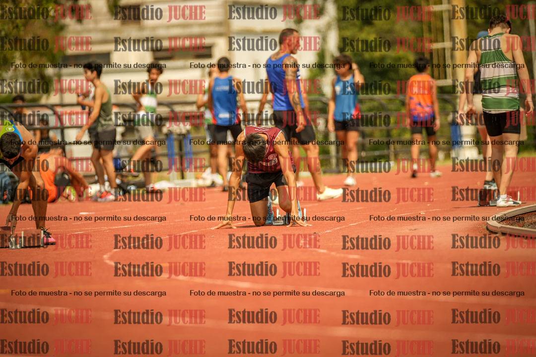 Fotos de los 200 m llanos de varones
