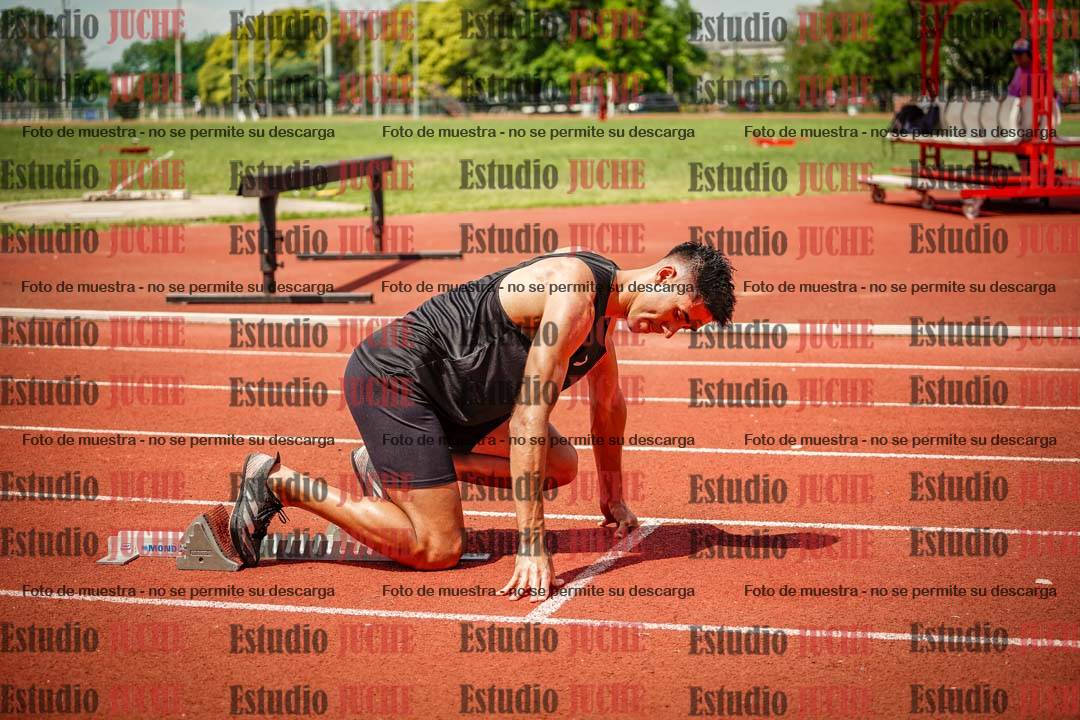 Fotos de los 400 m llanos de varones