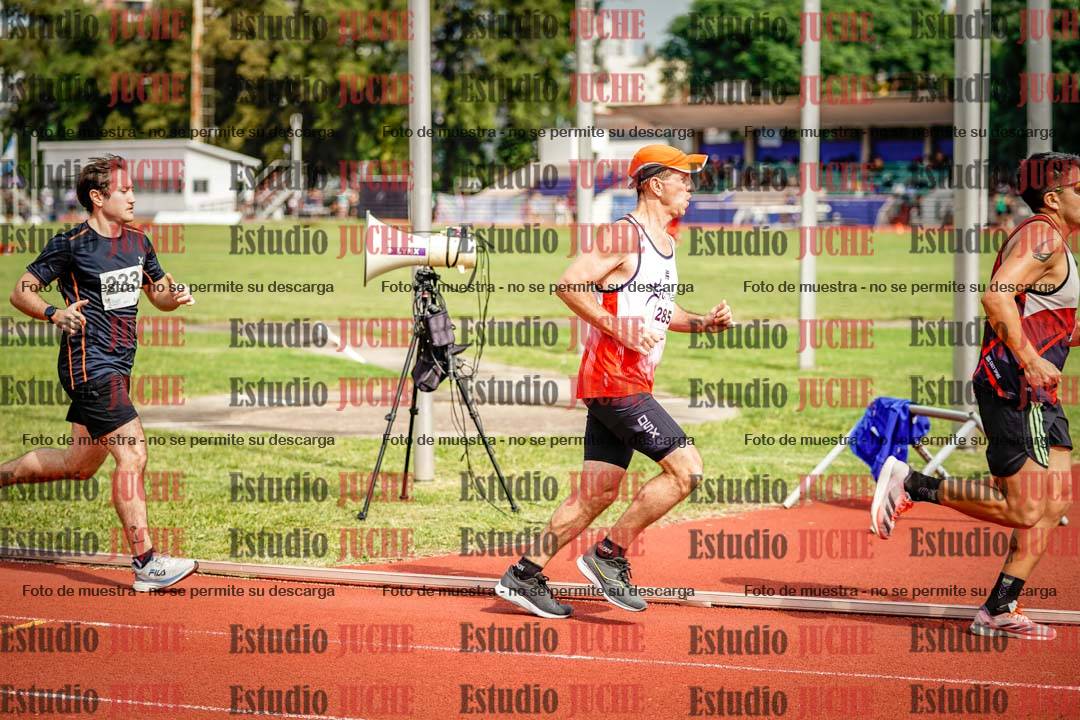 Fotos de los 3000 m llanos de varones