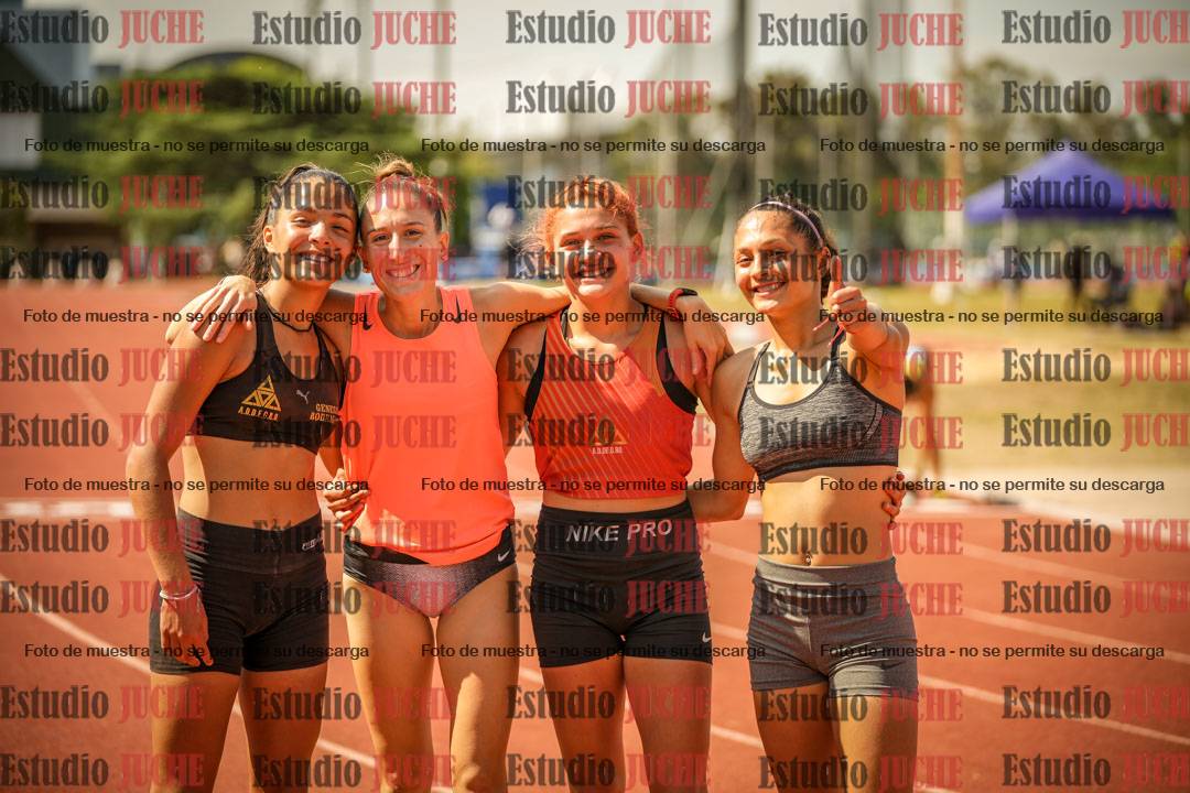 Fotos de algunos podios y extras del torneo
