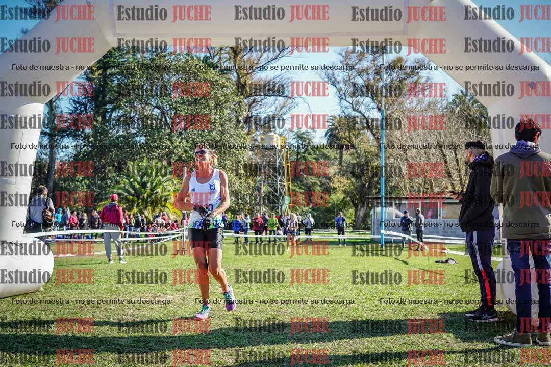 Fotos de la llegada del cross de 6000 m
