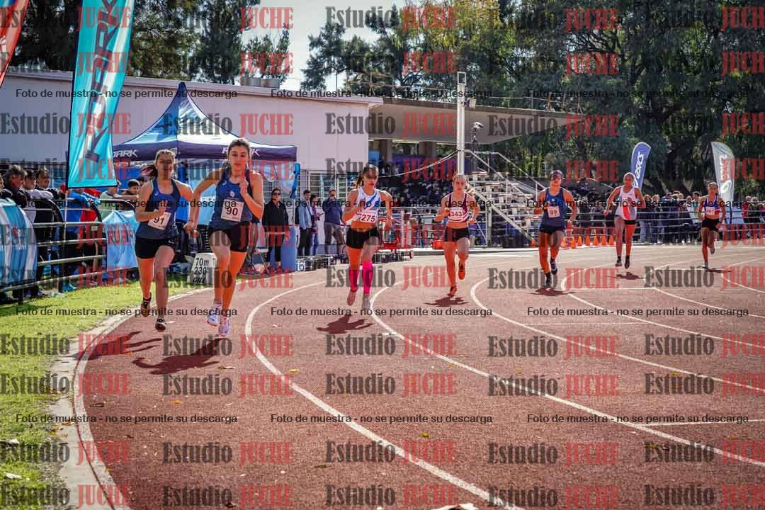 Fotos de los 800 m llanos de mujeres - heptatlón 7