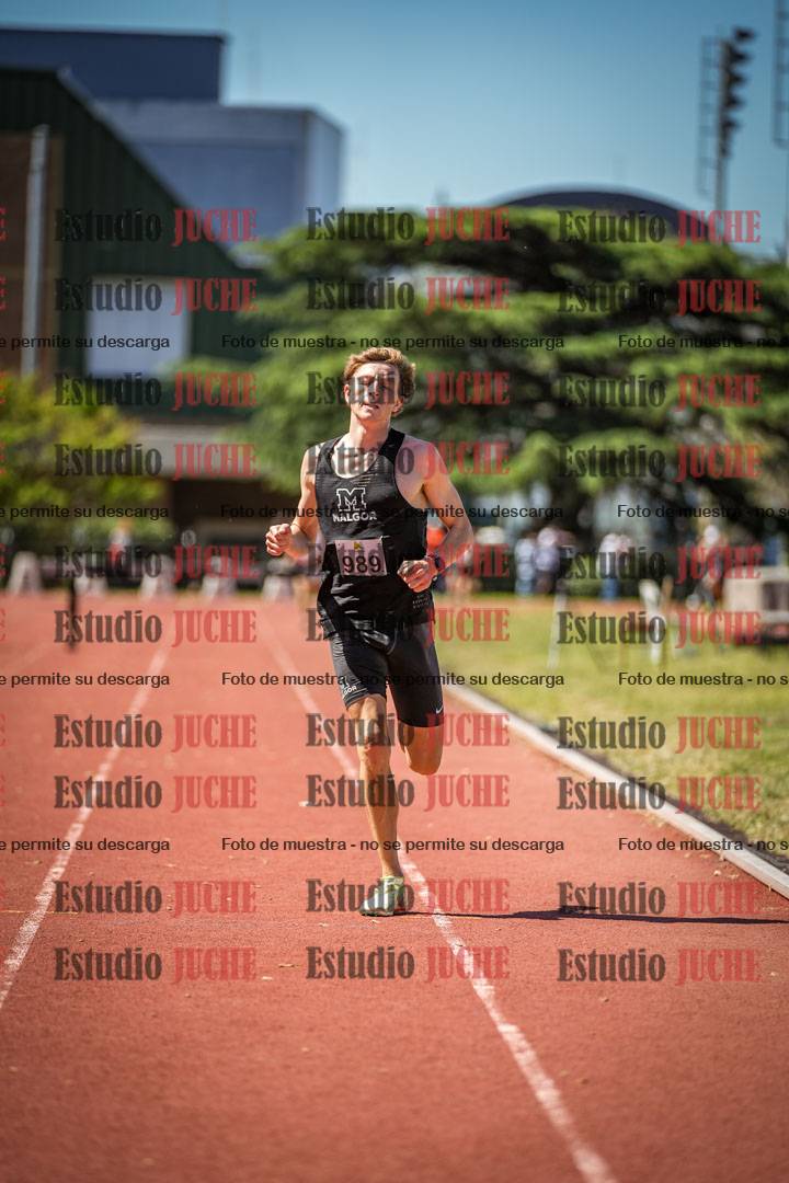 Fotos de los 3000 m con obstáculos de varones