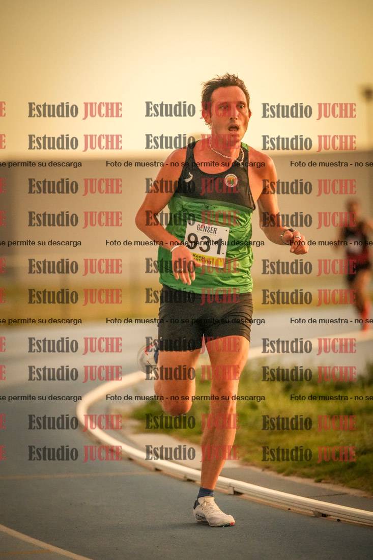 Fotos de los 3000 m llanos de varones