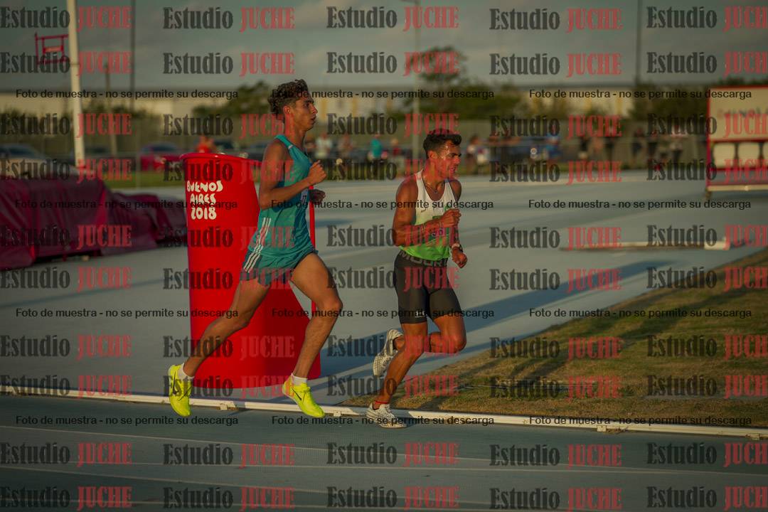 Fotos de los 3000 m llanos de varones