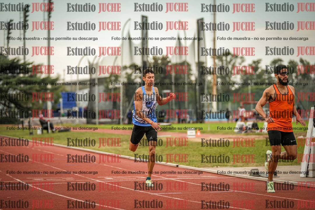 Fotos de los 400 m llanos de varones