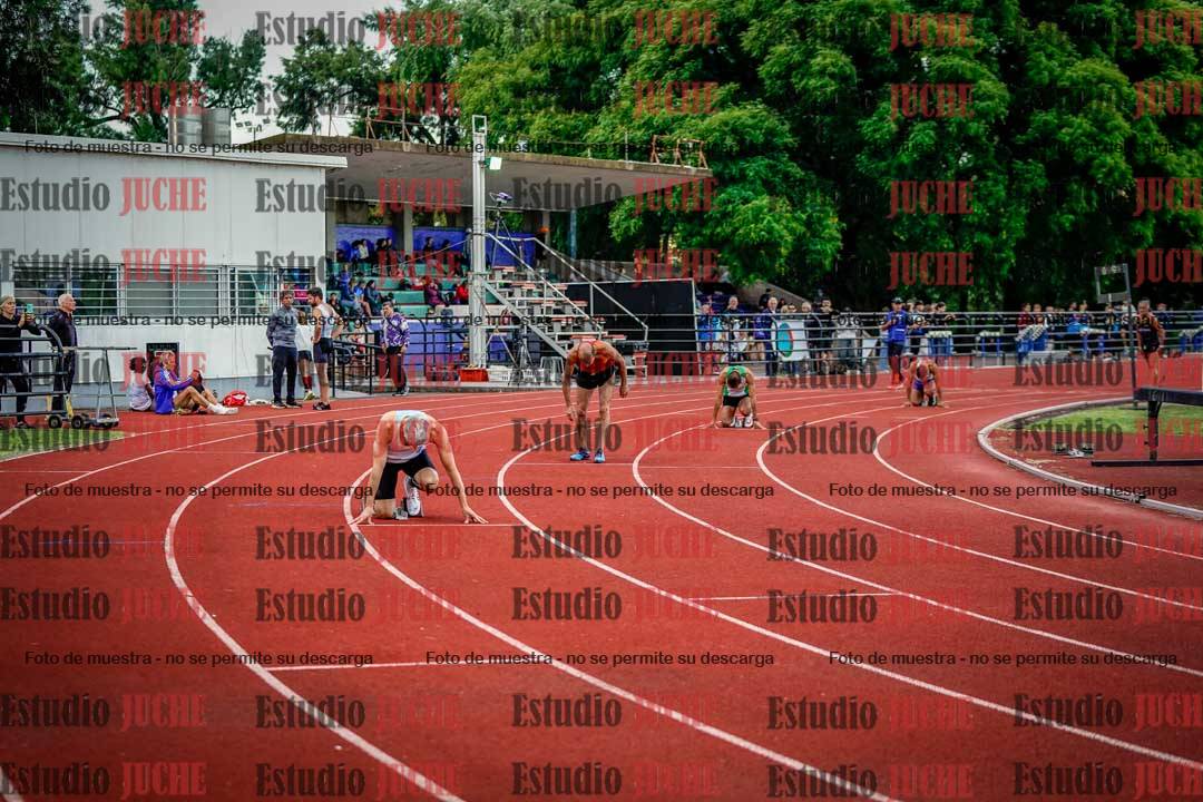 Fotos de los 400 m llanos de varones