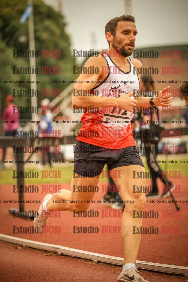 Fotos de los 800 m llanos de varones