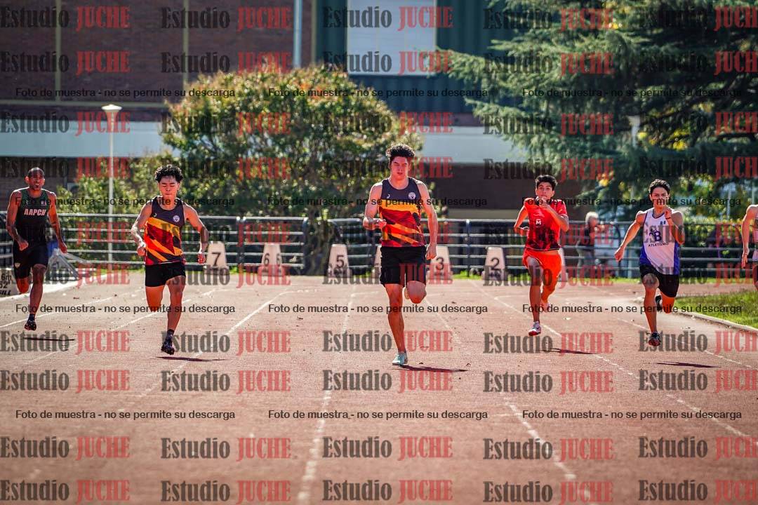 Fotos de los 200 m llanos de varones