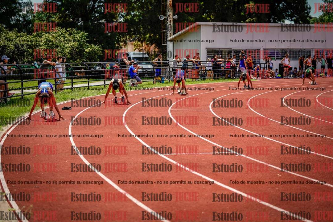 Fotos de los 400 m llanos de varones