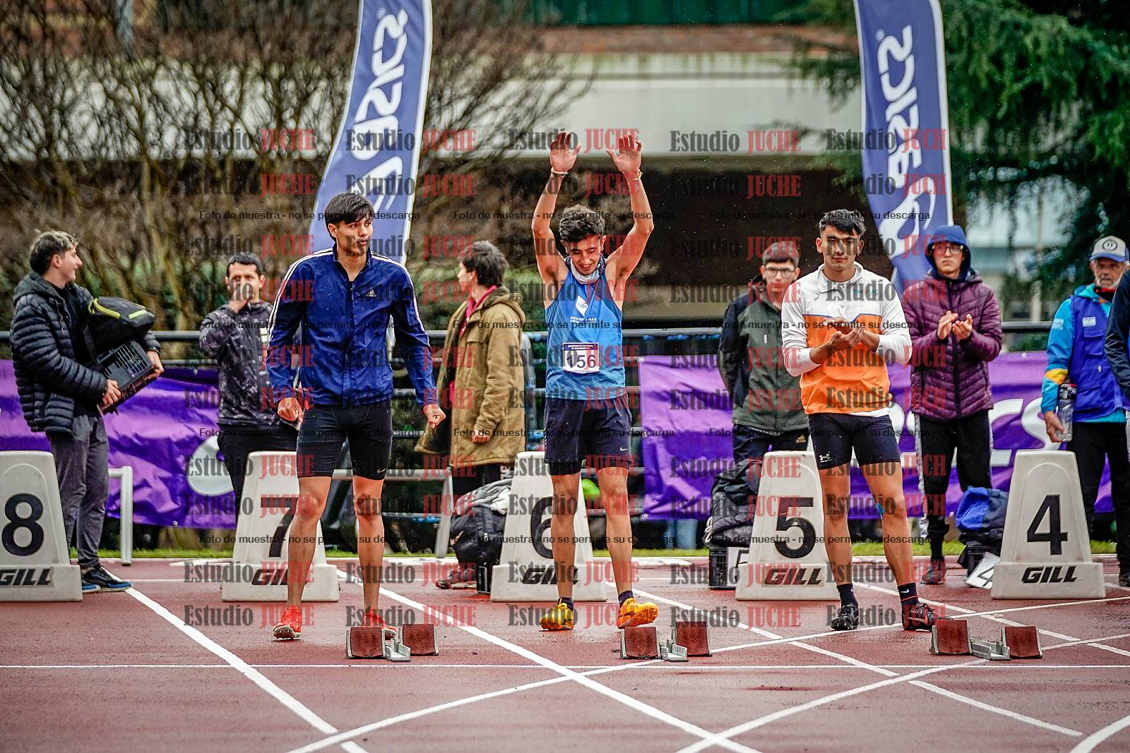 Fotos de los 100 m llanos de varones - decatlón 1