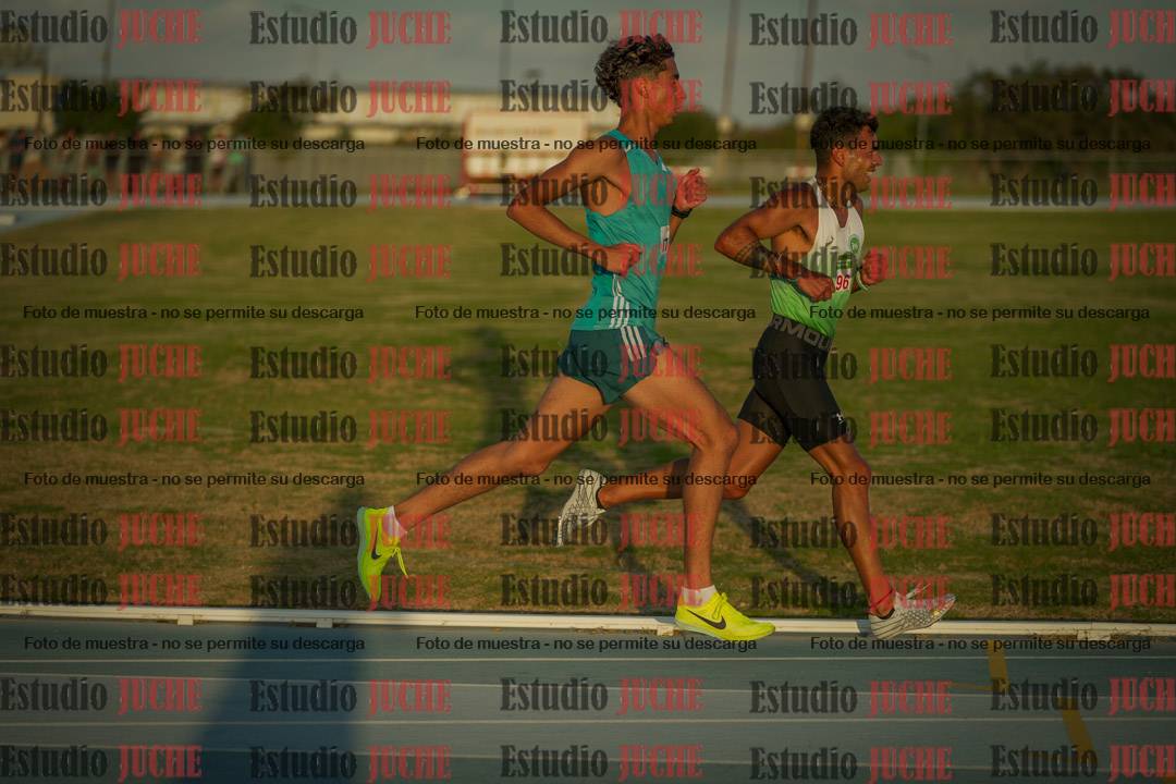 Fotos de los 3000 m llanos de varones