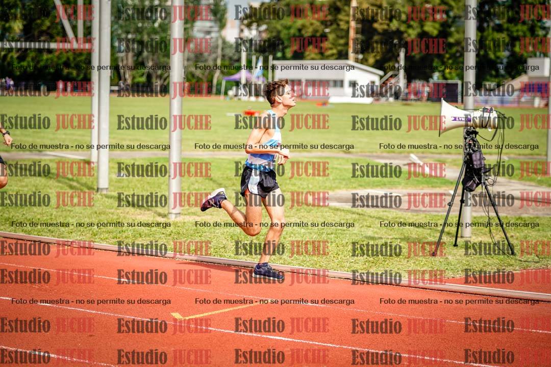 Fotos de los 3000 m llanos de varones