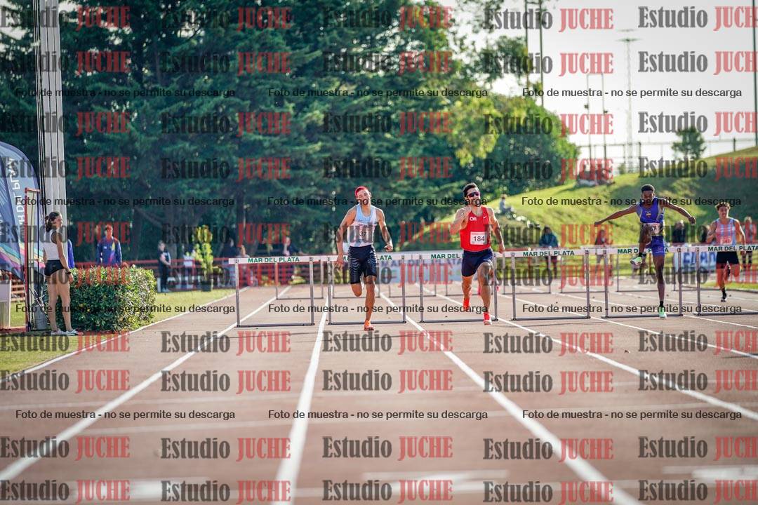 Fotos de los 400 m con vallas de varones