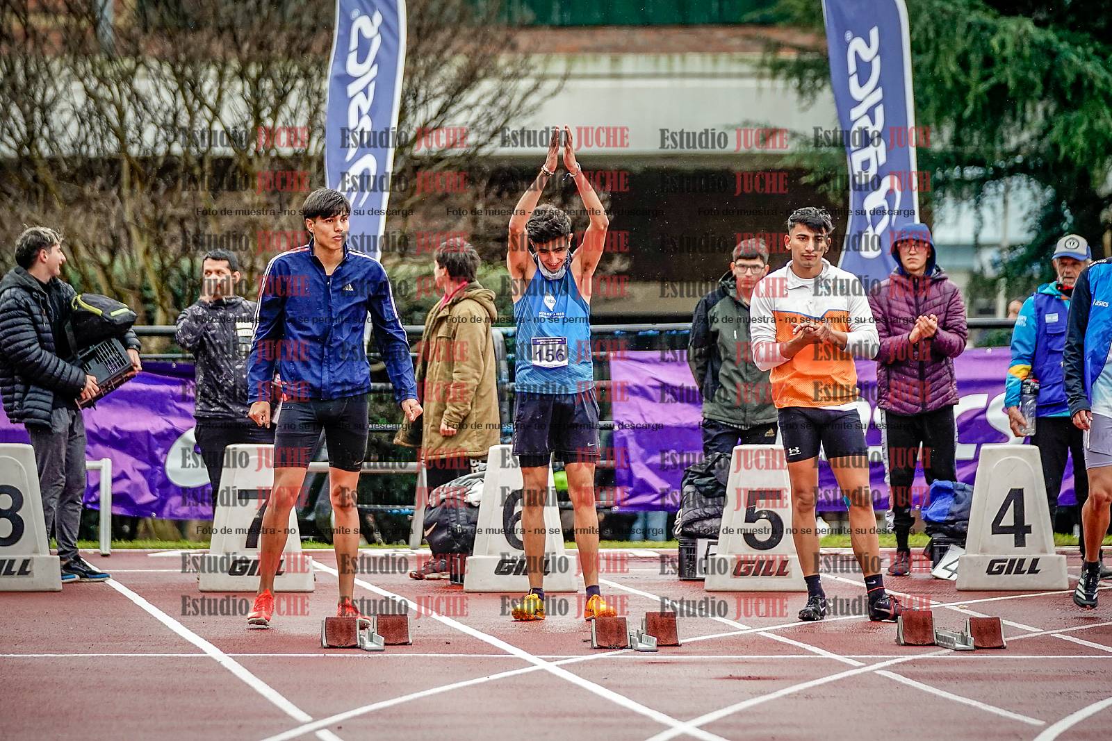 Fotos de los 100 m llanos de varones - decatlón 1