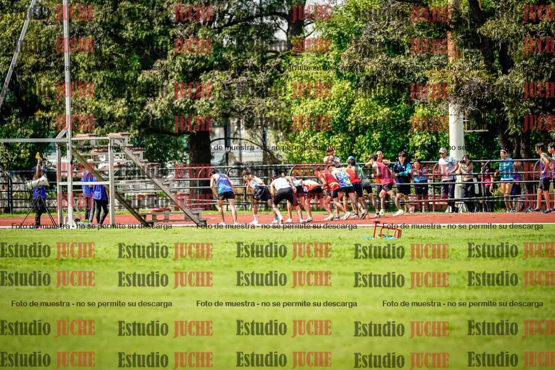 Fotos de los 600 m llanos de varones