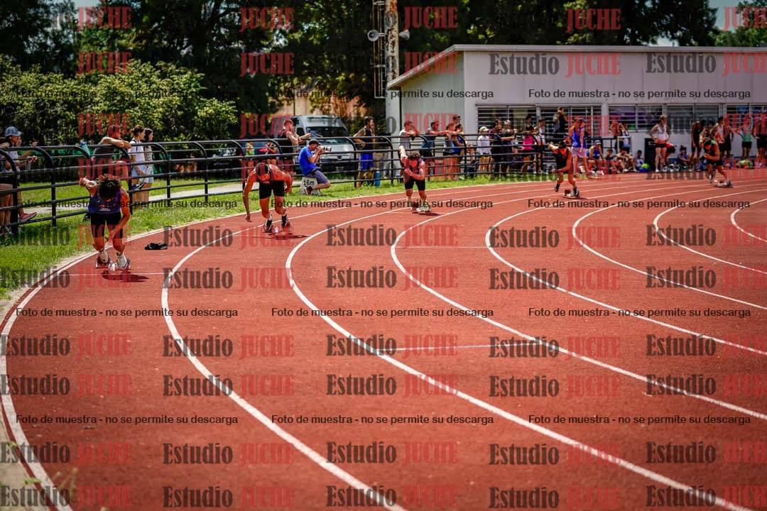 Fotos de los 400 m llanos de varones