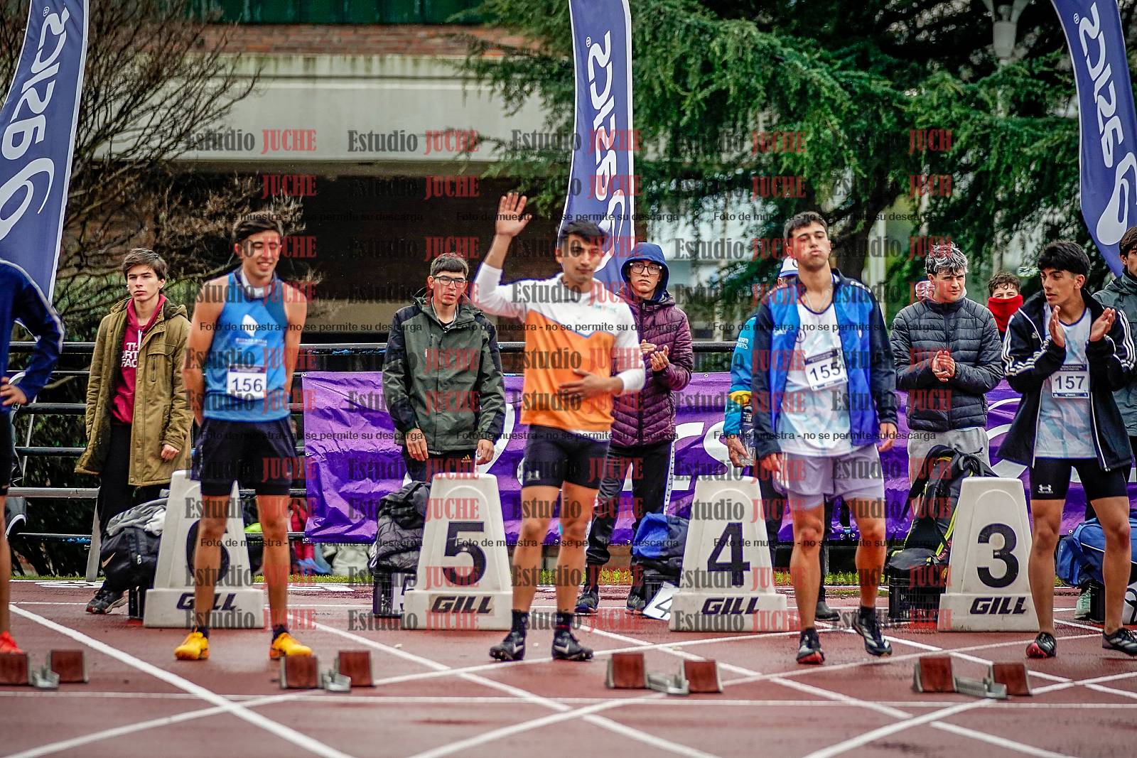 Fotos de los 100 m llanos de varones - decatlón 1