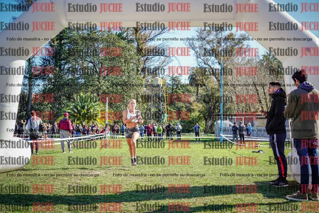 Fotos de la llegada del cross de 6000 m