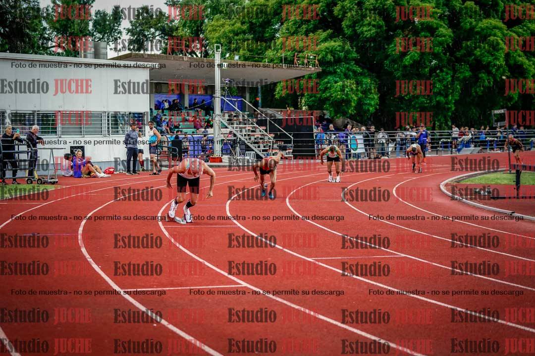 Fotos de los 400 m llanos de varones