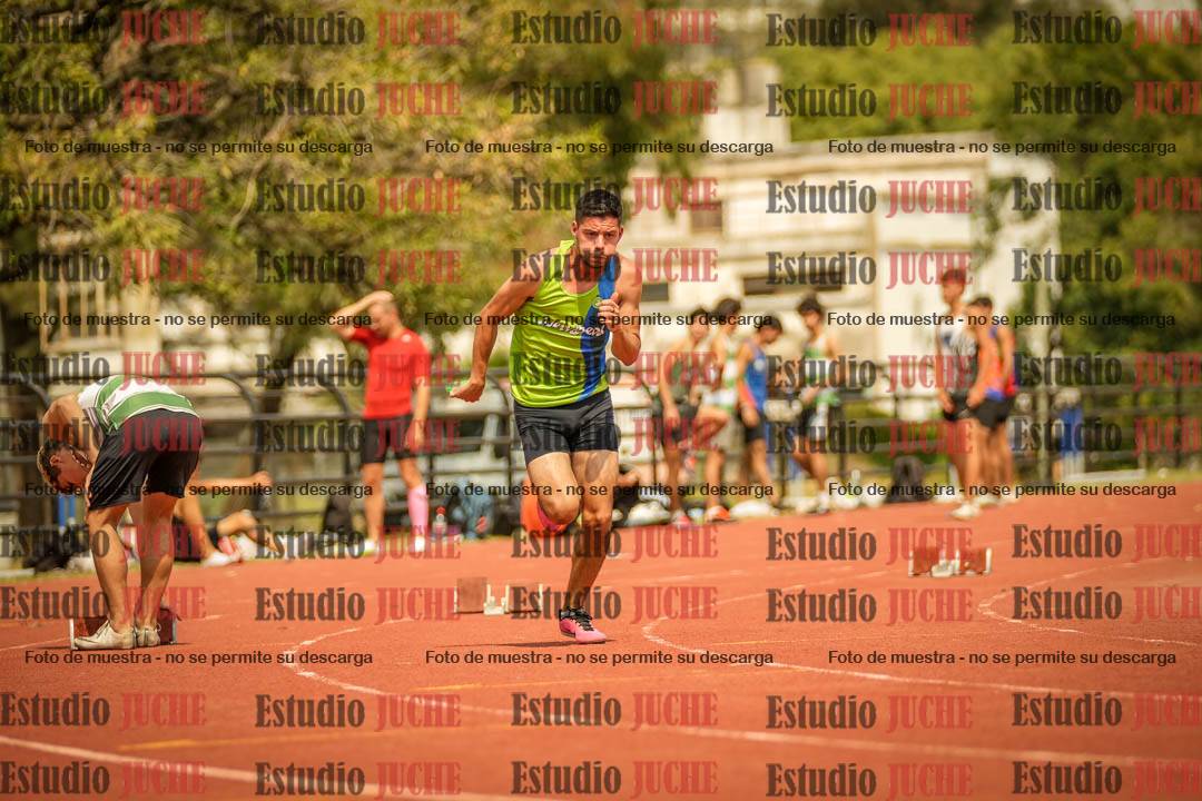 Fotos de los 200 m llanos de varones