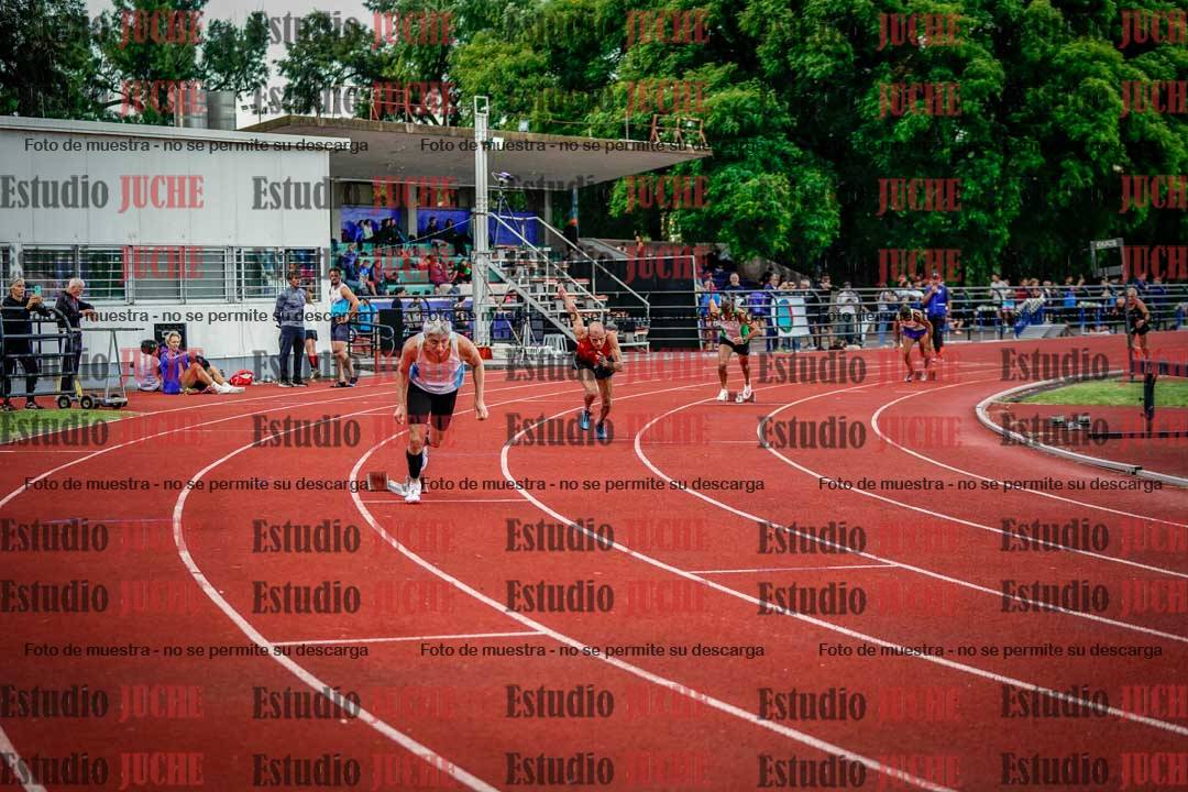 Fotos de los 400 m llanos de varones