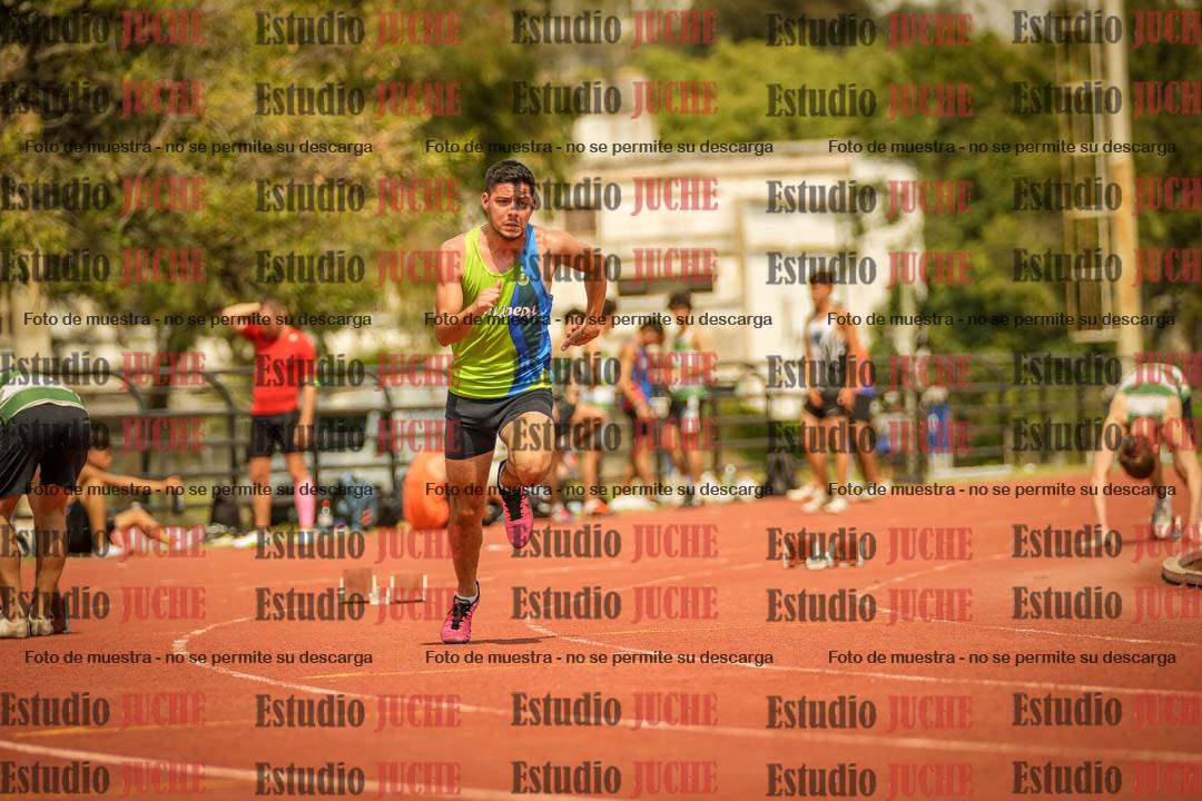 Fotos de los 200 m llanos de varones