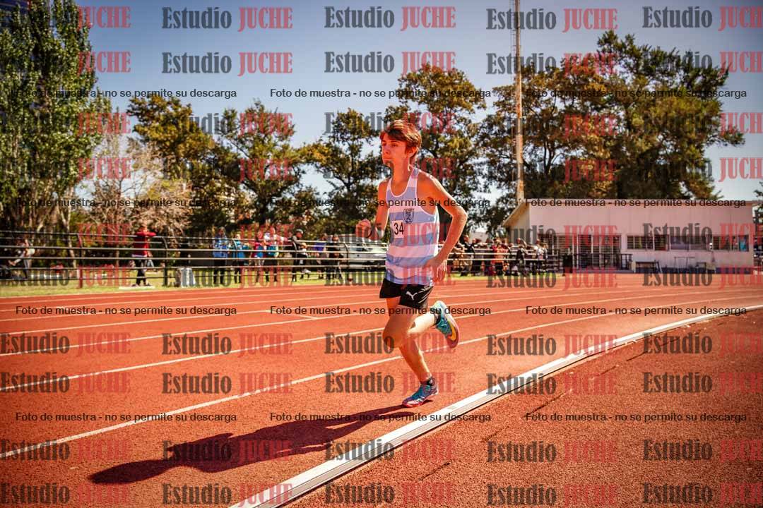 Fotos de los 600 m llanos de varones