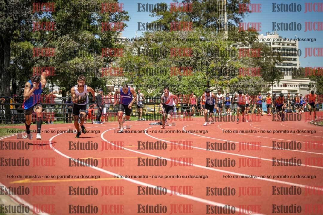 Fotos de los 200 m llanos de varones