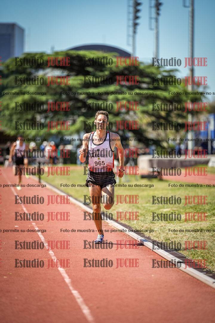 Fotos de los 3000 m con obstáculos de varones