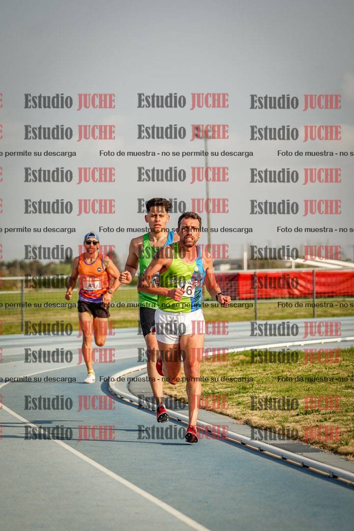 Fotos de los 3000 m llanos de varones