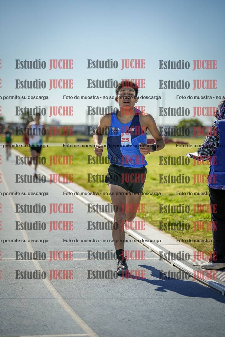 Fotos de los 5000 m llanos de mujeres y varones
