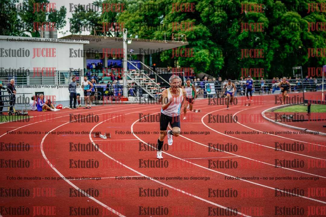 Fotos de los 400 m llanos de varones