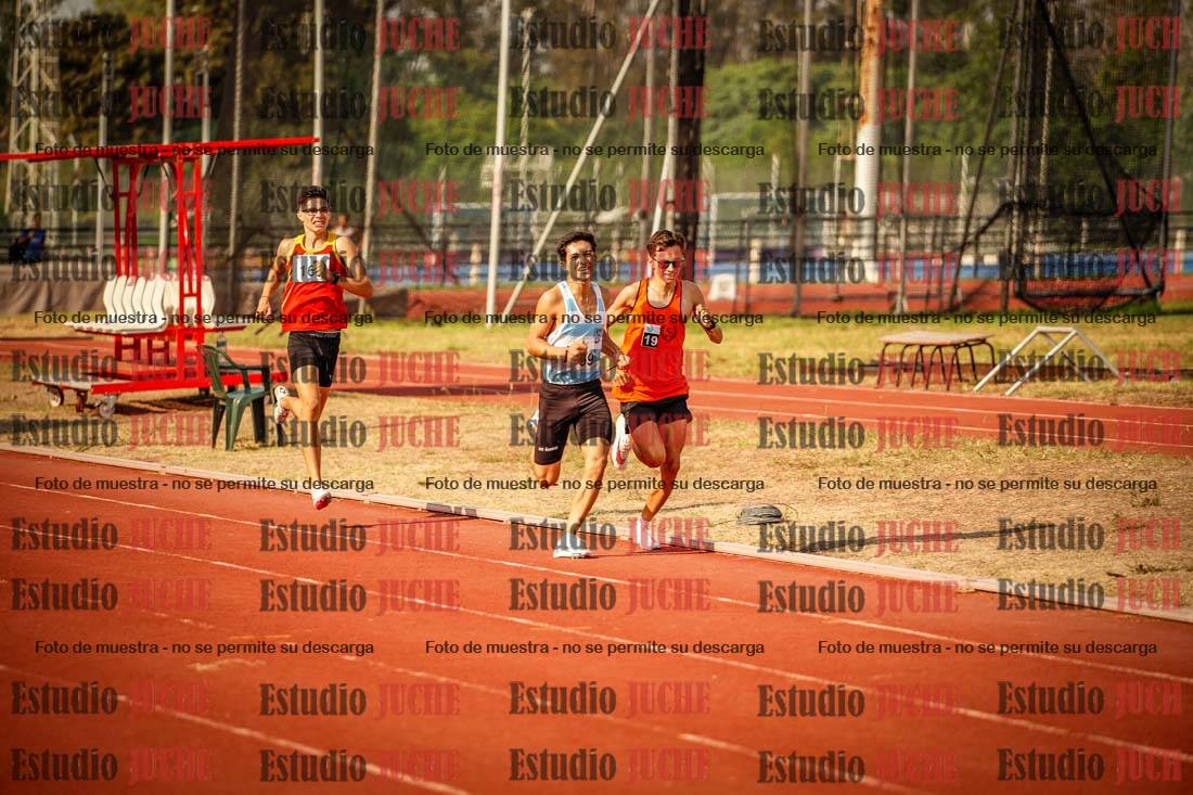 Fotos de los 1500 m llanos de varones