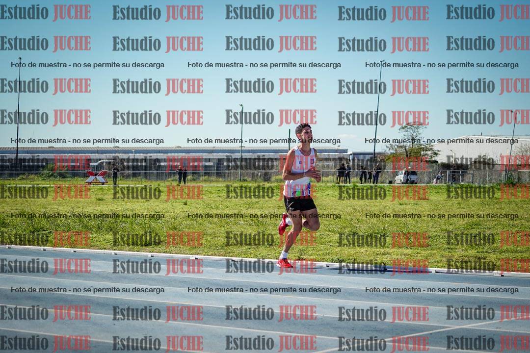 Fotos de los 5000 m llanos de mujeres y varones