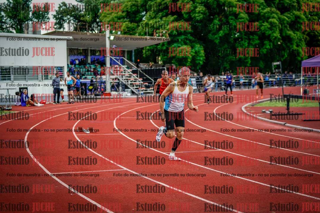 Fotos de los 400 m llanos de varones