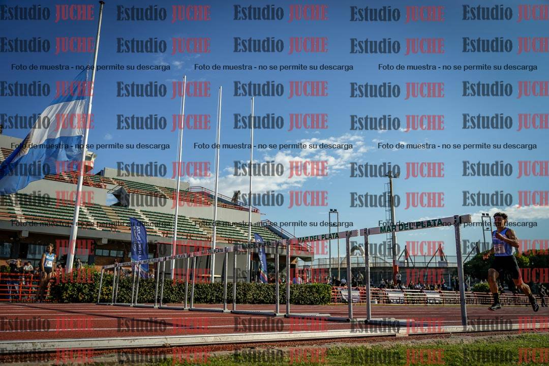Fotos de los 400 m con vallas de varones