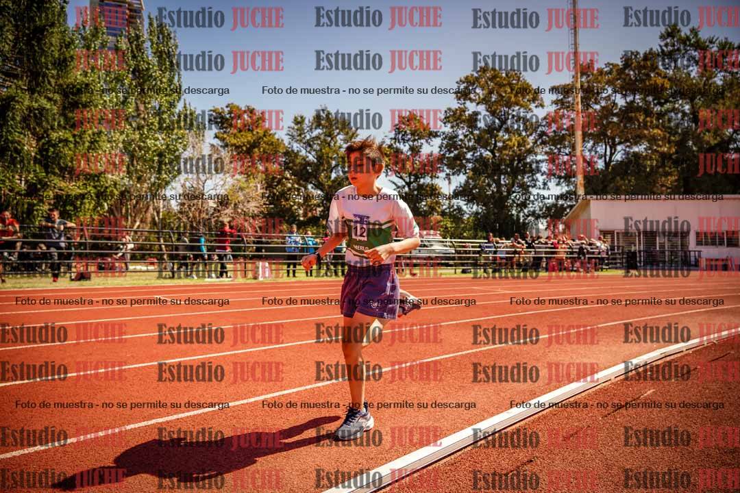 Fotos de los 600 m llanos de varones