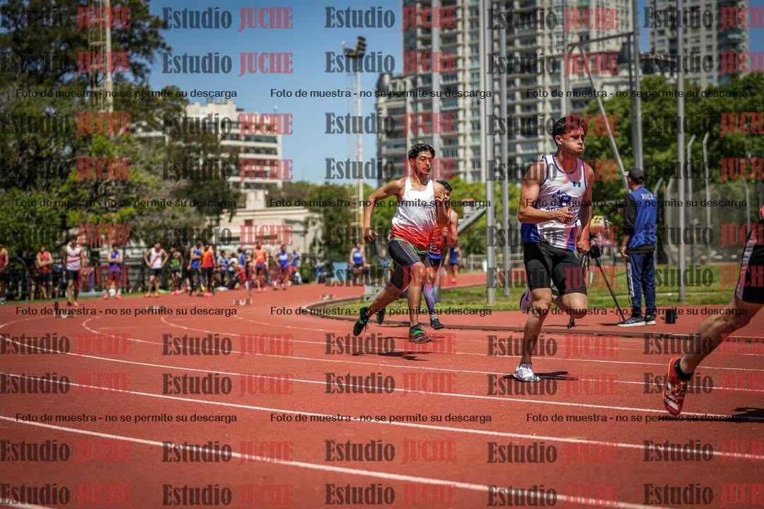 Fotos de los 200 m llanos de varones