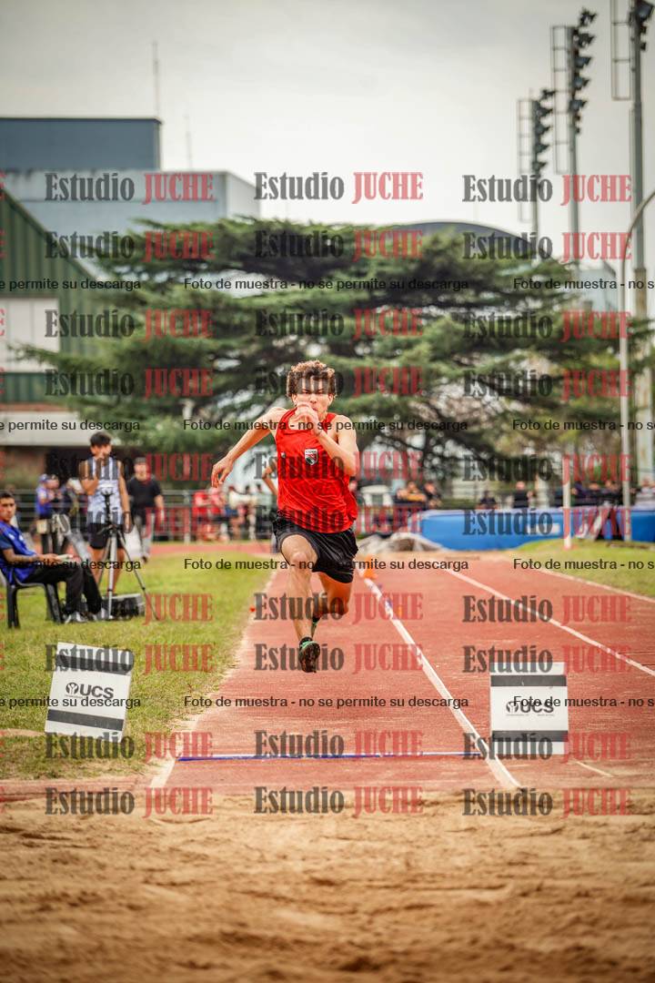 Fotos del salto en largo de varones - decatlón 2