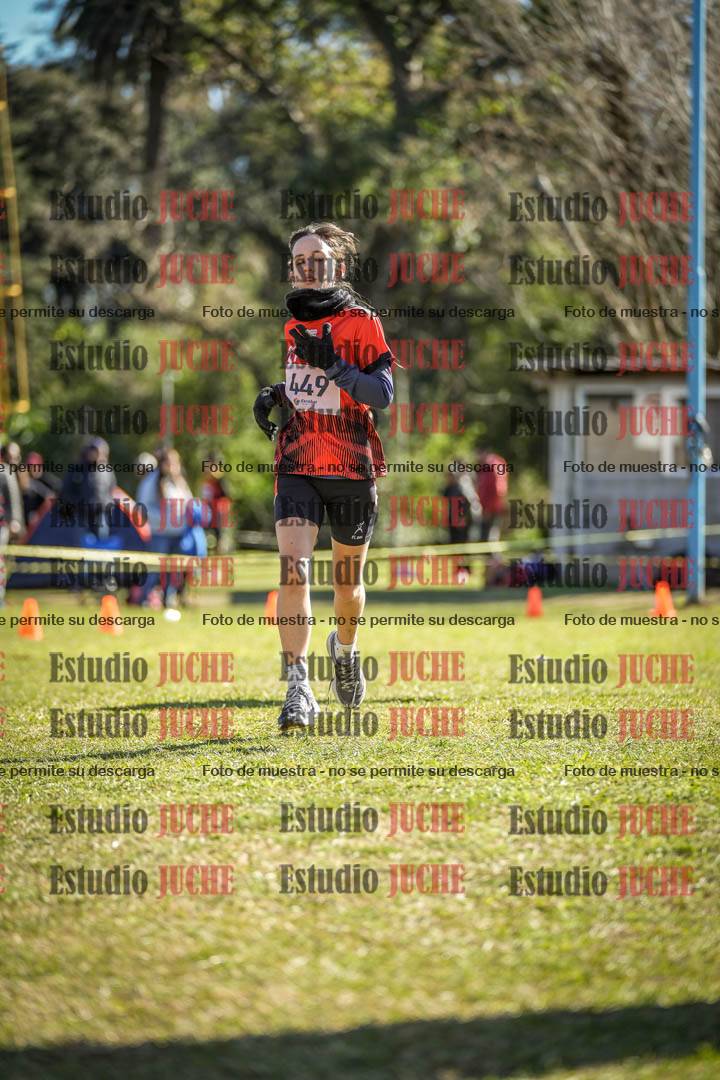 Fotos de la llegada del cross de 2000 m