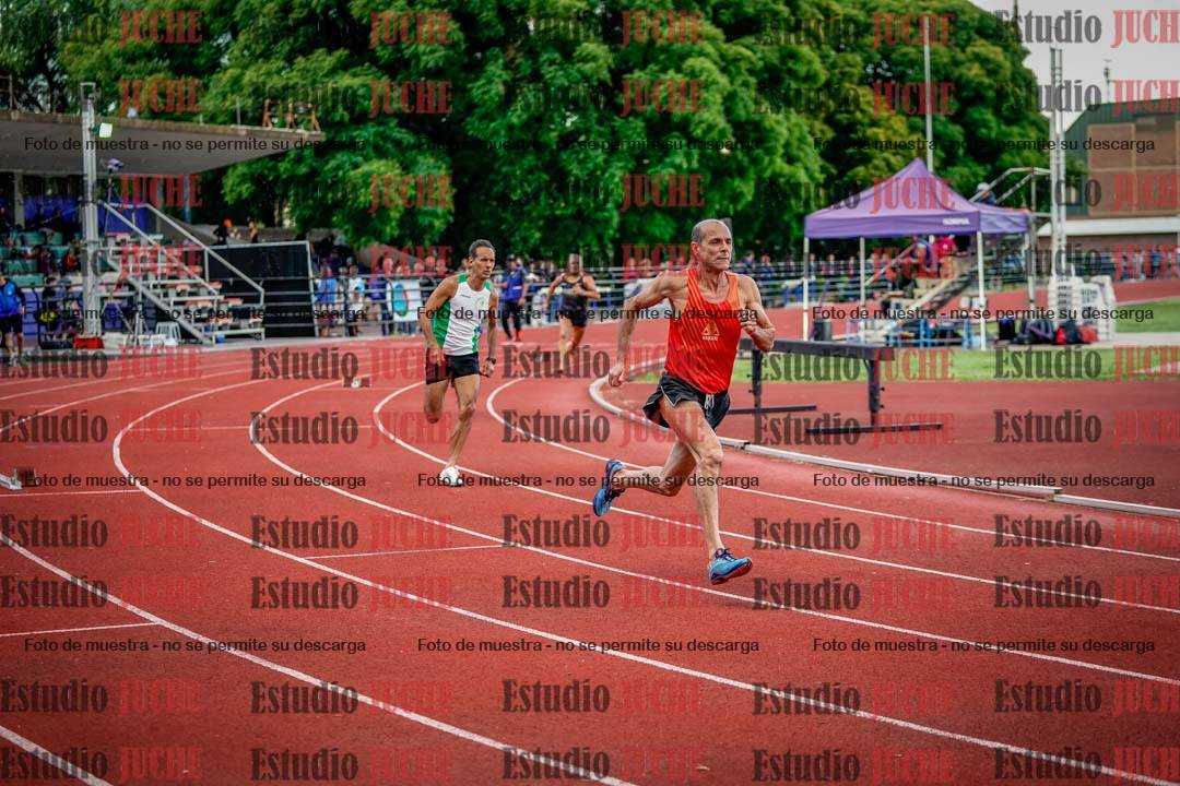 Fotos de los 400 m llanos de varones
