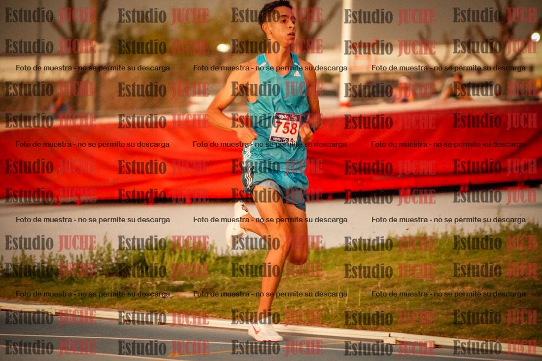 Fotos de los 3000 m llanos de varones