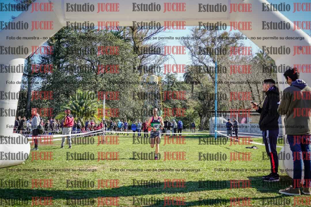 Fotos de la llegada del cross de 6000 m