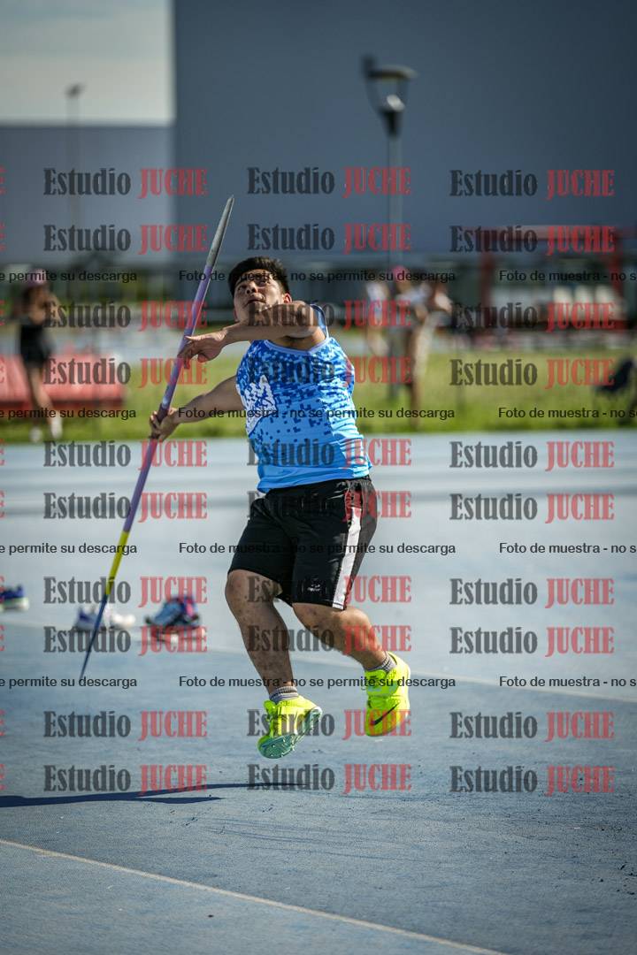 Fotos del lanzamiento de la jabalina de varones